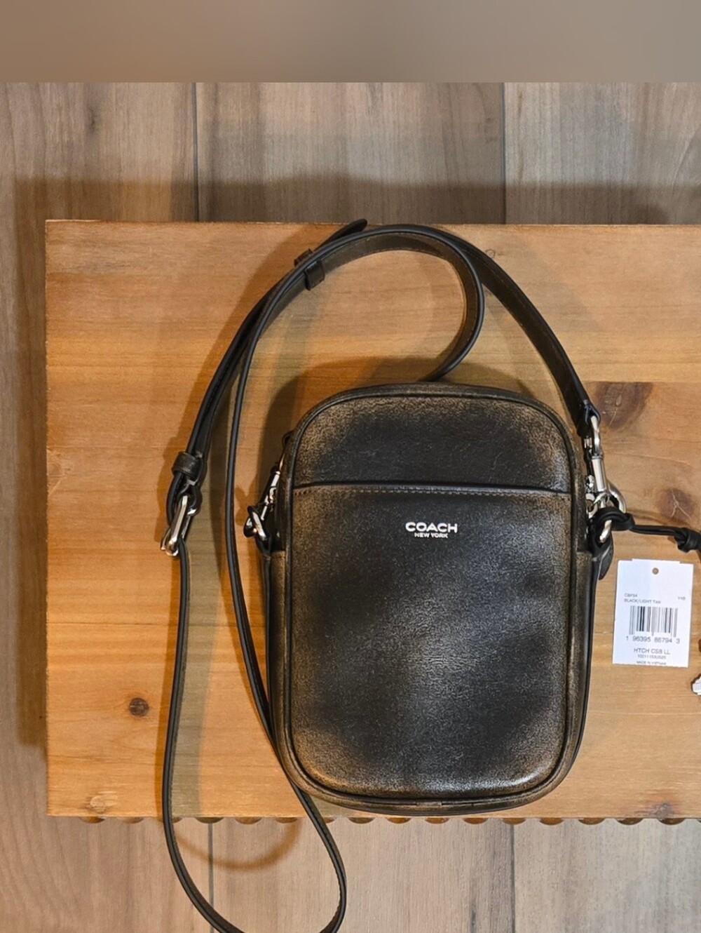 Coach Hitch Crossbody in Loved Leather – Black/Light Tan (Style CBF94)